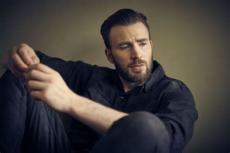 Fans Applaud Chris Evans After He Blasts Homophobic Men For Planning A ‘straight Pride Parade’
