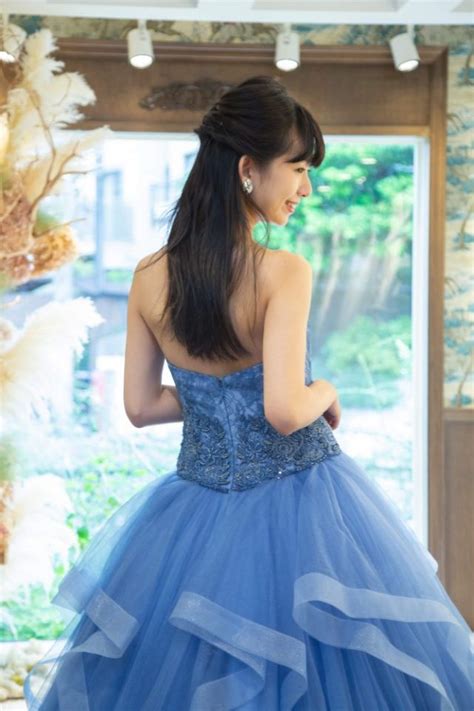 カラードレス×髪型はどうすれば？ダウンスタイルはいかが ...