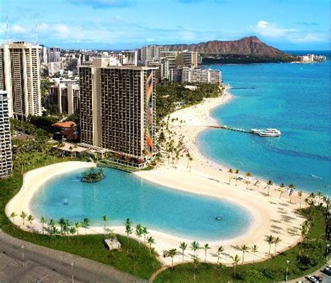 Hilton Hawaiian Village Beach Resort And Spa Honolulu Hi What To Know