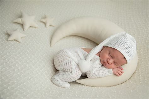 12 Ksenia Pro Luxury Maternity And Newborn Baby Photography Studio