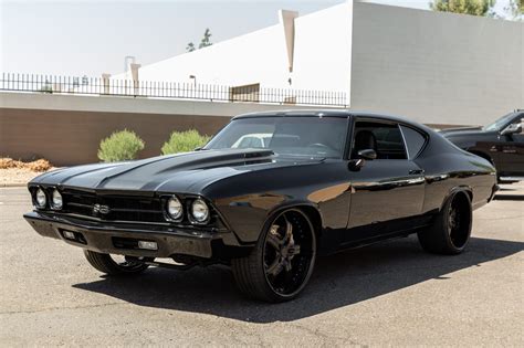 Modified 1969 Chevrolet Chevelle With 632 Dart V8 Isnt For The Faint