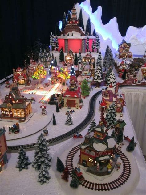 35 Stunning Christmas Village Display Ideas For Home Decoration
