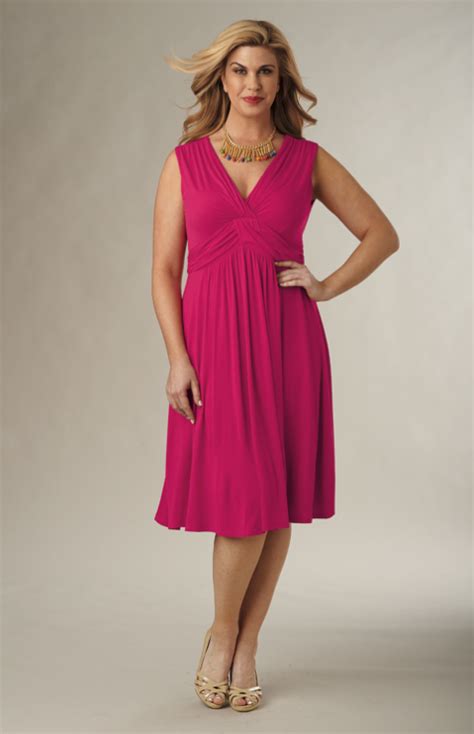 See more ideas about dresses for apple shape, dresses, nice dresses. Dressing for your body type (With images) | Dresses for ...