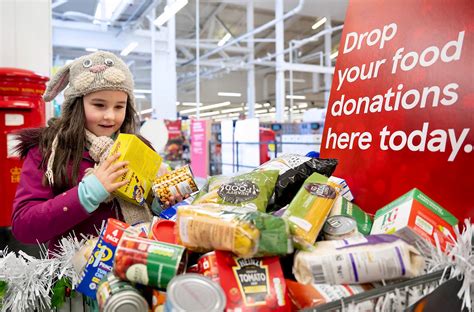Tesco Shoppers In Ballymena Part Of Record Year Of Giving To Food Banks