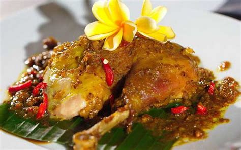 Maybe you would like to learn more about one of these? 3 Makanan Khas Bali yang Nikmat Disantap saat Perayaan ...