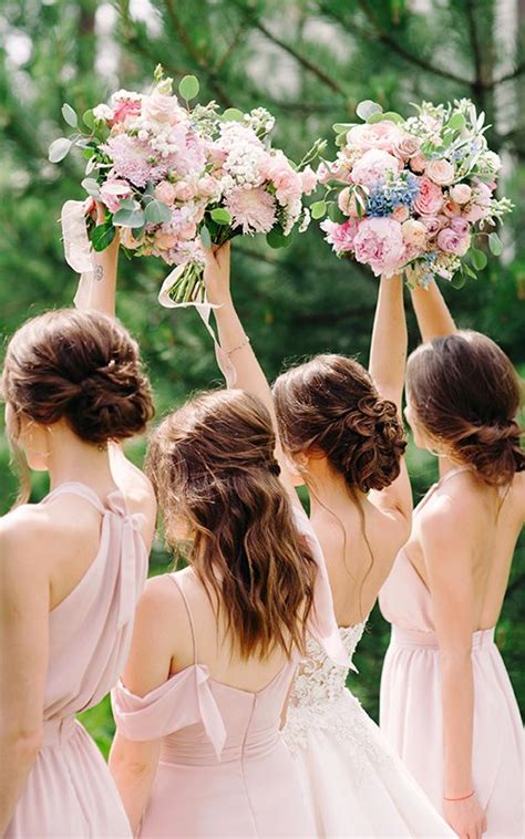 Bridesmaid Hairstyles 36 Looks 2022 Guide Expert Tips