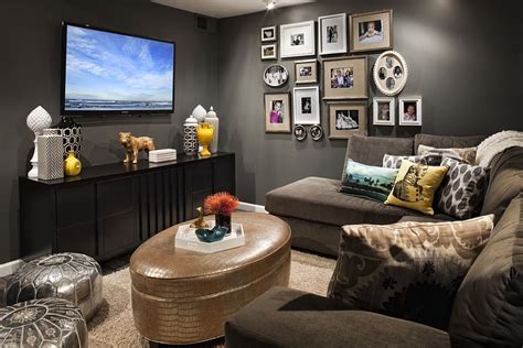20 Small Tv Rooms That Balance Style With Functionality Televisions