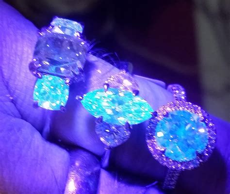 Blue Fluorescence Diamond In Sunlight Holloway Diamonds