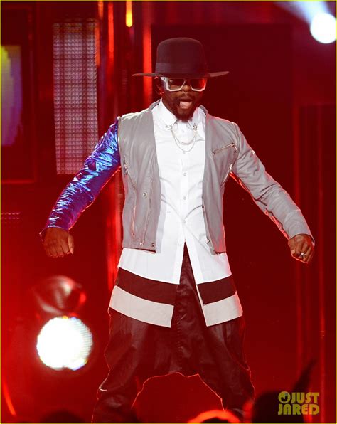 justin bieber and will i am billboard music awards 2013 performance video photo 2874280