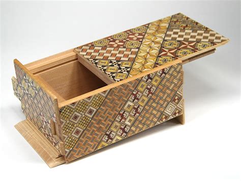 Japanese Puzzle box 27+1steps 5sun Koyosegi – Karakuri Museum