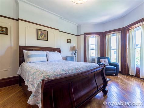 A 1 bedroom apartment on the average costs renters $2,923 and ranges from $683 to $7,420. New York Accommodation: 5 Bedroom Triplex Apartment Rental ...