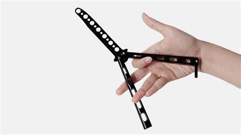 Step By Step Butterfly Knife Tricks Learn Unique Style And Skill