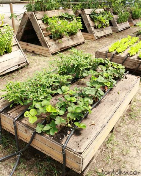 Measure enough to cover the entire back. The Most Perfect Raised Garden Beds Made out of Pallets ...