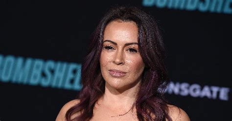 Alyssa Milano In Car Accident After Her Uncle Suffered Heart Attack