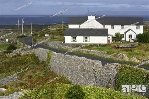 Kilronan Village Inishmore The Largest Of The Aran Islands Galway