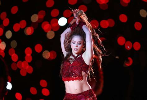 3 февраля 2020, понедельник, 07:56. Shakira 2020 : Shakira - Performs during the Super Bowl ...