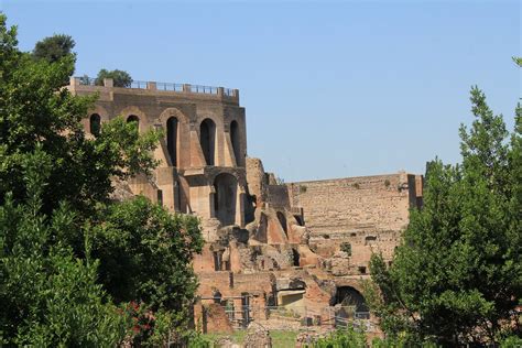 Palace Of Julius Caesar In Roman Forum Ravi Khadka Flickr