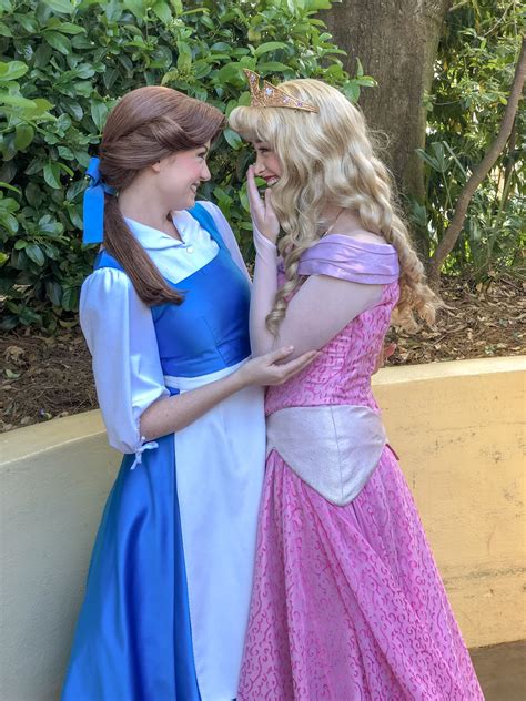 Princess Aurora At Walt Disney World Face Character Sleeping Beauty Belle Beauty And The