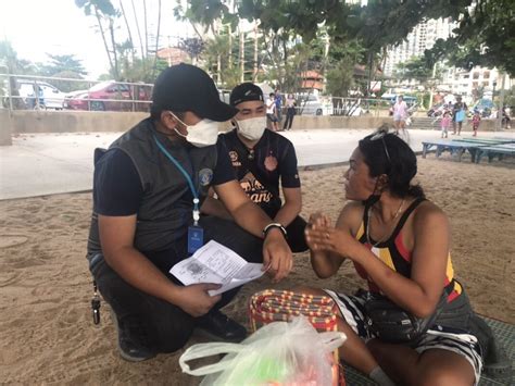 woman arrested on a pattaya area beach for allegedly opening fraudulent bank account involved in