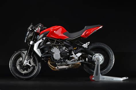 Design as with all mv agusta products, the brutale 675 is characterized with a truly unique style where even the smallest detail was fussed over. MV AGUSTA Brutale 675 specs - 2014, 2015 - autoevolution