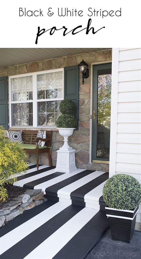 Painting Crisp Black And White Stripes On Textured Front