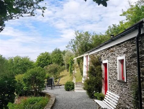 5 Most Adorable Cottages In Ireland That You Can Stay In