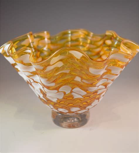 Scallop Bowl By Jacob Pfeifer Art Glass Bowl Artful Home Art Glass Bowl Blown Glass Bowls