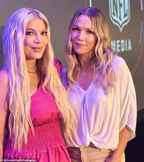 Tori Spelling And Jennie Garth Discuss Their Omg Podcast At A Panel In Los Angeles
