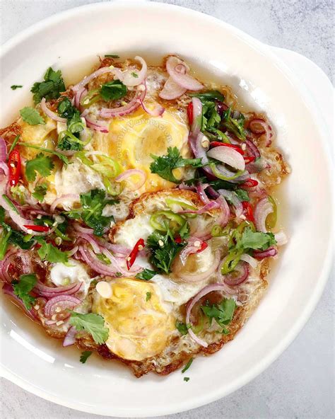 Thai Fried Egg Salad Yum Khai Dao