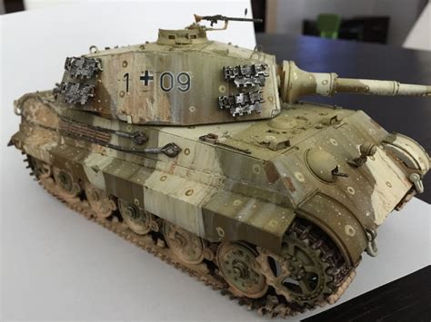 Pin By Krzysztof Kundzicz On Tiger II Model Tanks German Tanks Tiger Ii