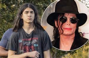 Hijo Menor De Michael Jackson Compra Su Primera Mansión De