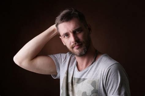 Получи информацию про жанры аниме. Антон Батырев: личная жизнь, жена, фото