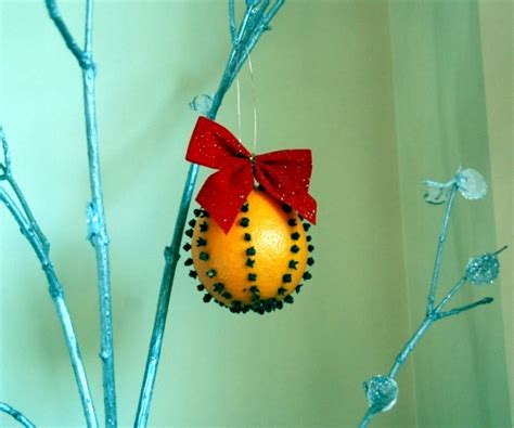 Christmas tree decorations made from natural materials – 20 ideas