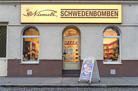 Die schwedenbomben werden seit 1926 unter aufsicht unserer konditormeister nach originalem rezept auf höchstem qualitätsniveau. Top 10: Süßigkeiten in Wien - Susi.at Blog