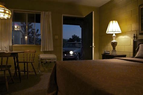 fuckyeahvintage retro hotels room movie locations motel room