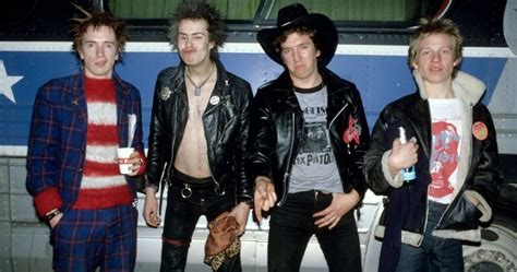 Revelan Las Primeras Imágenes De La Serie Sobre Sex Pistols Jessie