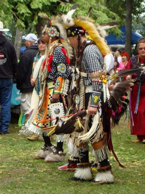 Pow Wow Dance Styles Teachings And Meanings Pow Wow Native