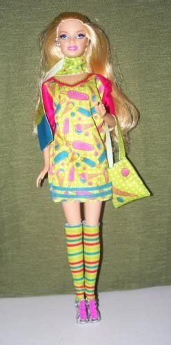 Barbie (separat erhältlich) braucht eine garderobe, mit der sie auf alle anlässe vorbereitet ist. Barbiekleidung - Schnittmuster | Bastelfrau … | Barbie ...