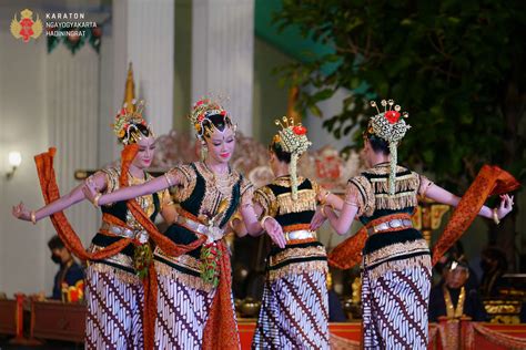 Keraton Yogyakarta Hadirkan Srimpi Merak Kesimpir Dalam Festival