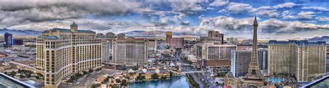 Las Vegas Strip Hdr Panorama Looking North From The Cosmop Flickr