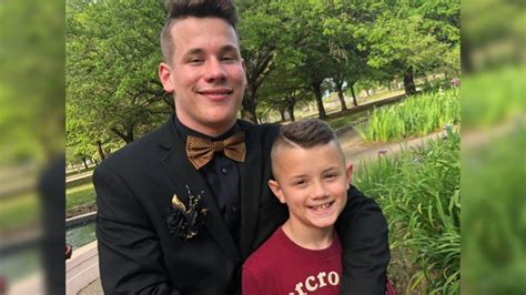 Teens Hilarious Costume Pranks On Little Brother Go Viral Fox News