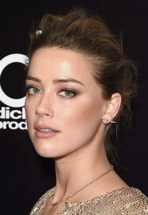 Amber Heard Bra Size Age Weight Height Measurements C