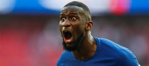 But he will once again be sporting a different look, with the german defender wearing a. DFB-Spieler Antonio Rüdiger holt mit FC Chelsea den FA-Cup