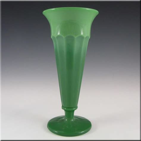 Davidson Art Deco 8 5 Jade Green Glass Vase 50 Green Glass Vase Art Deco Glass Glass