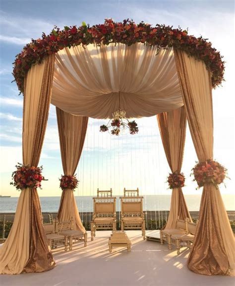 Tips Jitu Memilih Dekorasi Pesta Pernikahan - idewedding