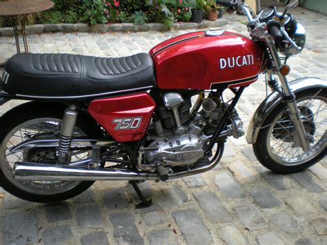 1972 Ducati 750gt Round Case For Sale Car And Classic
