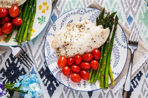 Salmon patties (aka salmon cakes) are an easy way to make dinner, and will quickly become your favorite recipe to make. 4 Kosher Friendly Fish Dishes for Passover | Healthy dinner recipes, Lemon tilapia, Healthy recipes
