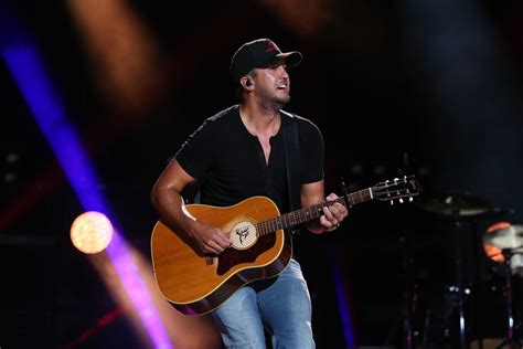 Luke Bryan Concert Symphony Shows Top Pittsburgh Weekend Events