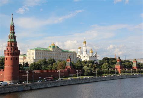 Am tag russlands soll auf dem roten platz in moskau ein festliches feuerwerk stattfinden. Russland Reise: Citytrip Moskau
