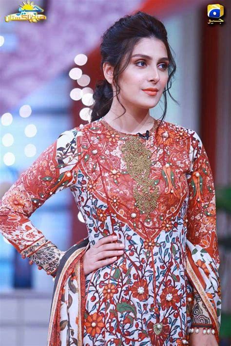 Aiza Khan Looking Gorgeous Ayeza Khan Pakistani Actress Pakistan